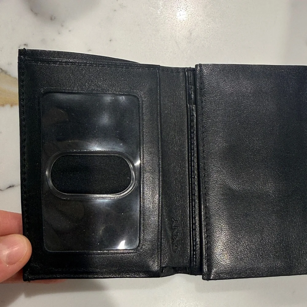 DKNY Classic Black Card Holder